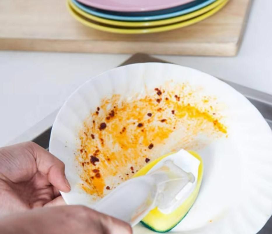 Refillable Liquid Sponge & Brush Set – 2-in-1 Kitchen Cleaning Essential 🧼✨